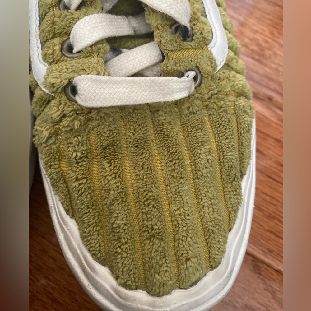 Vans ComfyCush Old Skool Corduroy Sneakers Green White Women’s 7 - Picture 8 of 9
